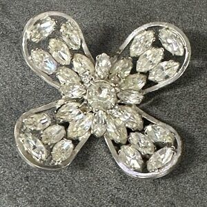 Vintage Sliver Tone KRAMER Signed Clear Rhinestone Crystal Flower Brooch